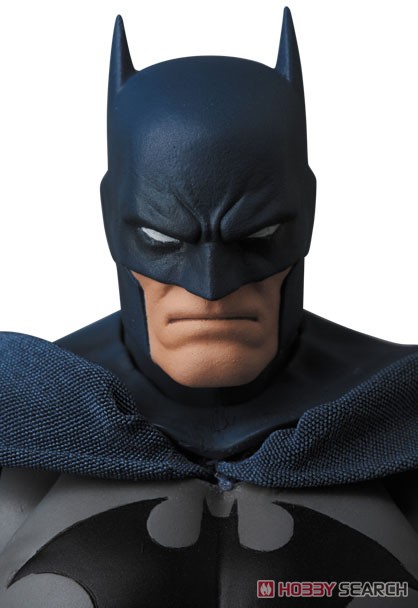 Mafex No.105 Batman `HUSH` (Completed) Item picture3