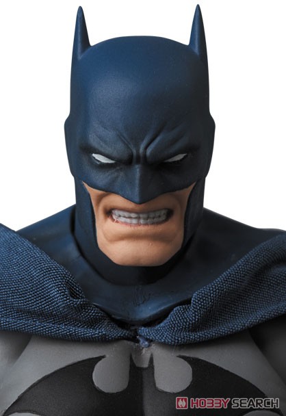 Mafex No.105 Batman `HUSH` (Completed) Item picture4