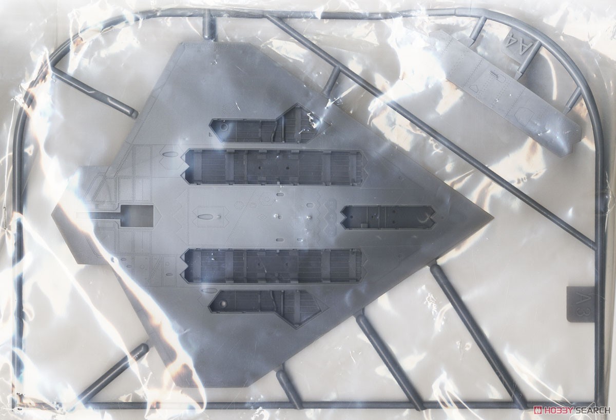 ステルス無人戦闘機 X-47B 空中給油機型セット (限定版) (プラモデル) 中身2