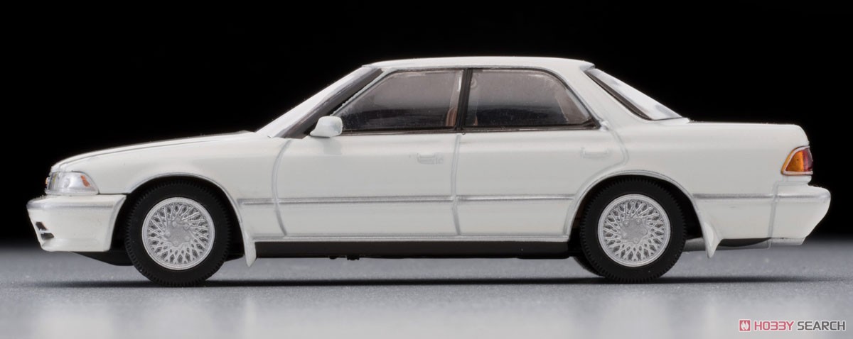 TLV-N179d Toyota MarkII 2.5 Grande Limited (Pearl White) (Diecast Car) Item picture5