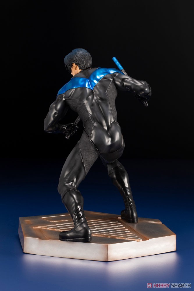 Artfx Nightwing (Completed) Item picture3