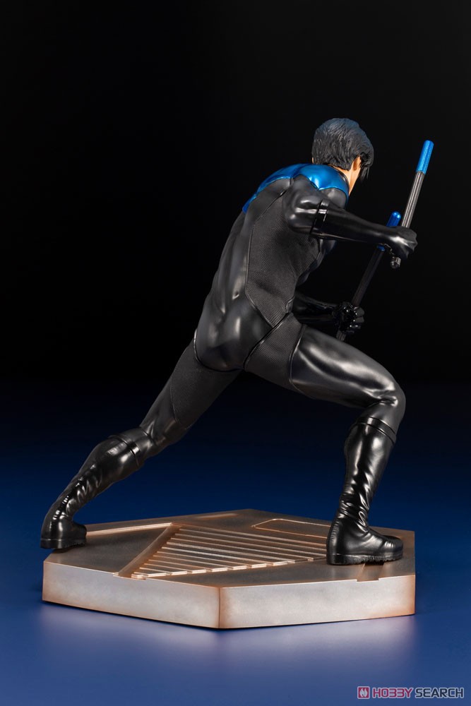 Artfx Nightwing (Completed) Item picture5