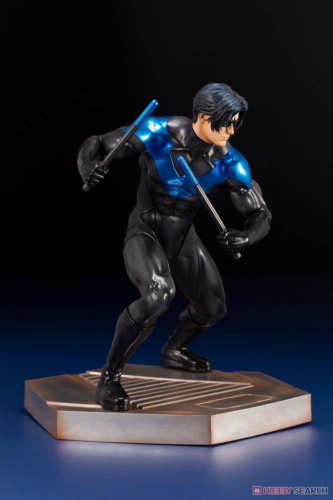 Artfx Nightwing (Completed) Item picture6