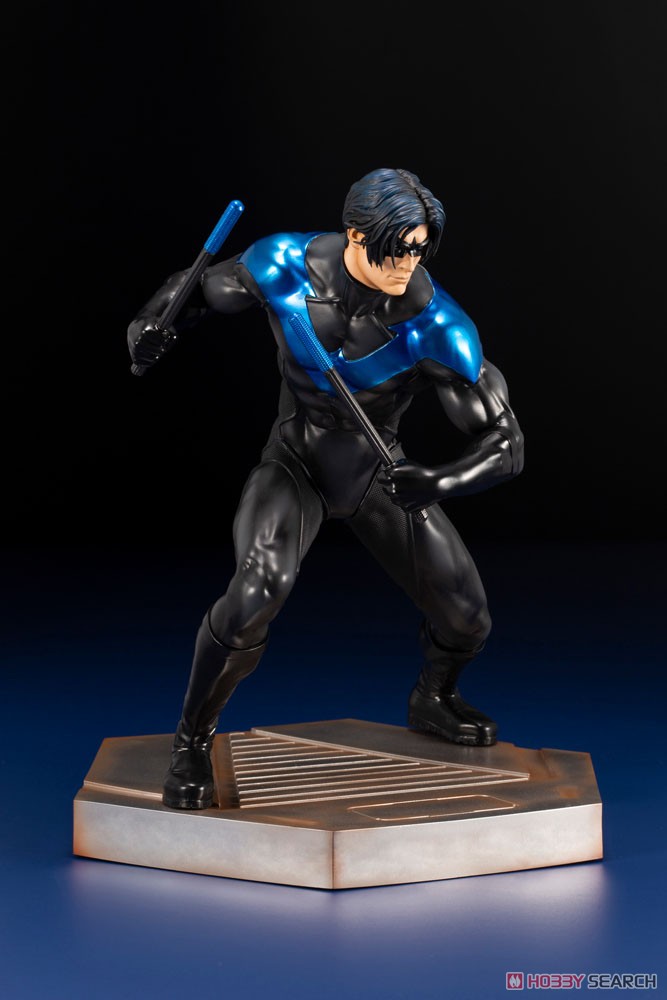 Artfx Nightwing (Completed) Item picture7