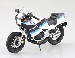 Suzuki RG250 Gamma Blue/White (Diecast Car)