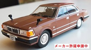 ニッサン セドリック (430) 1979 マルーン/シルバー (ミニカー)