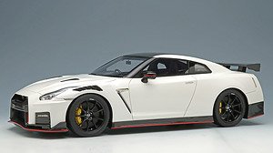 NISSAN GT-R NISMO 2020 Brilliant White Pearl (Diecast Car)