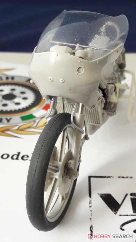 伊 ガレリ 125cc 1982年 ライダー：エウジーニョ・ラッツァリーニ (プラモデル) 商品画像3