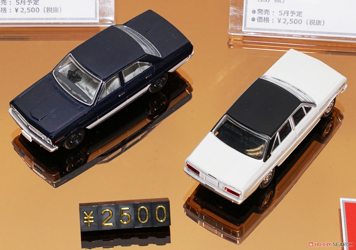 TLV-37b Cedric Personal Deluxe V (White/Black) (Diecast Car) Other picture2