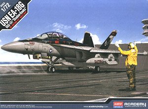 EA-18G グラウラー `VAQ-141 シャドーホークス` (プラモデル)