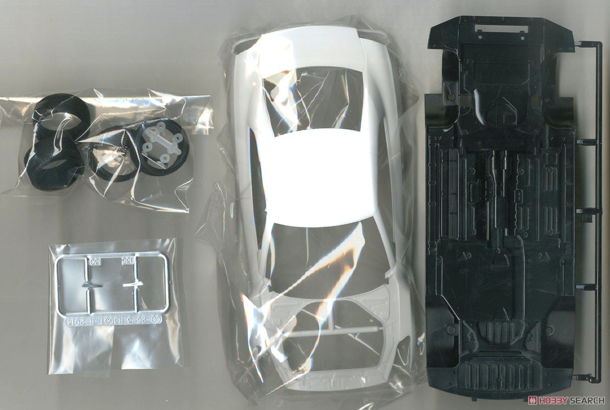 ニッサン R35 GT-R ピュアエディション`14 (プラモデル) 中身3