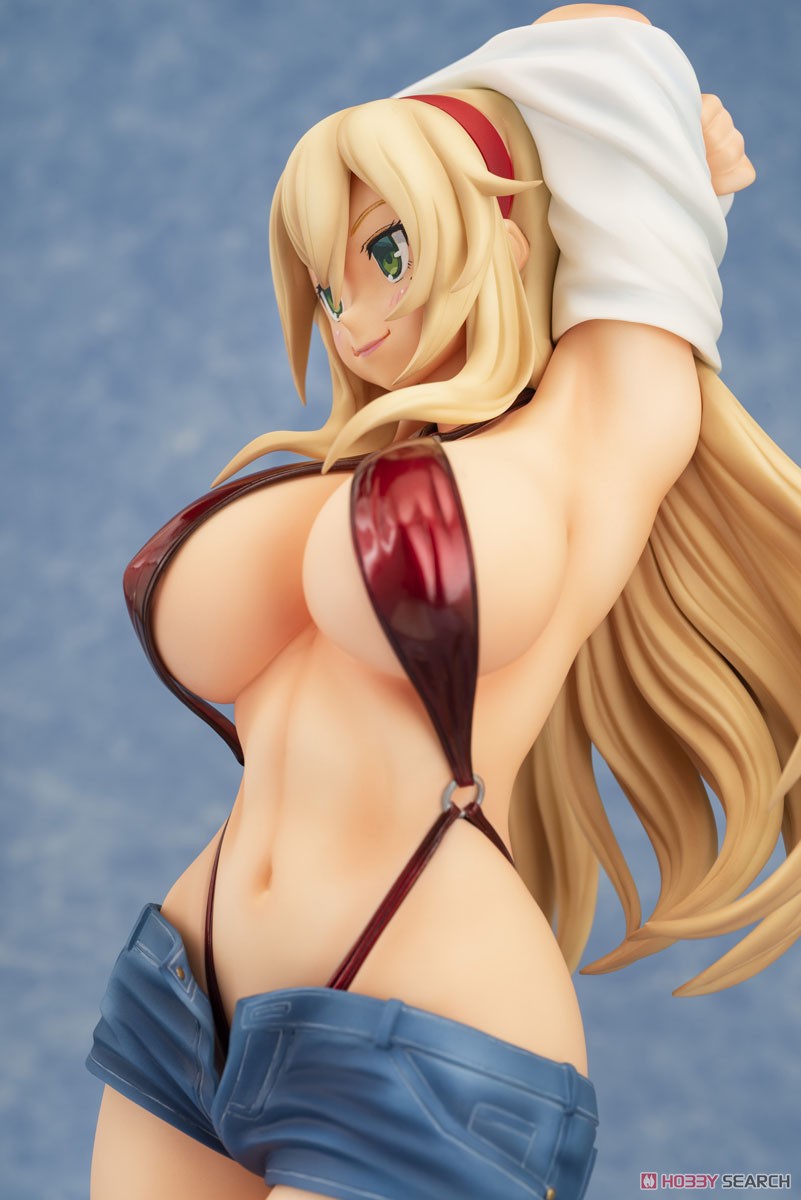 Blonde Girl I Met at Sea (PVC Figure) Item picture9