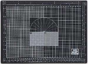 Mr. Cutting Mat A4 Size (Hobby Tool)