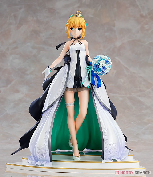 Saber -15th Celebration Dress Ver.- (PVC Figure) Item picture2