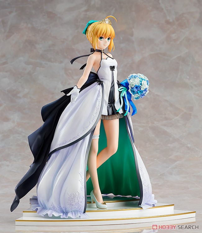 Saber -15th Celebration Dress Ver.- (PVC Figure) Item picture3