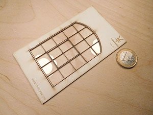 倉庫用換気付窓 (プラモデル)