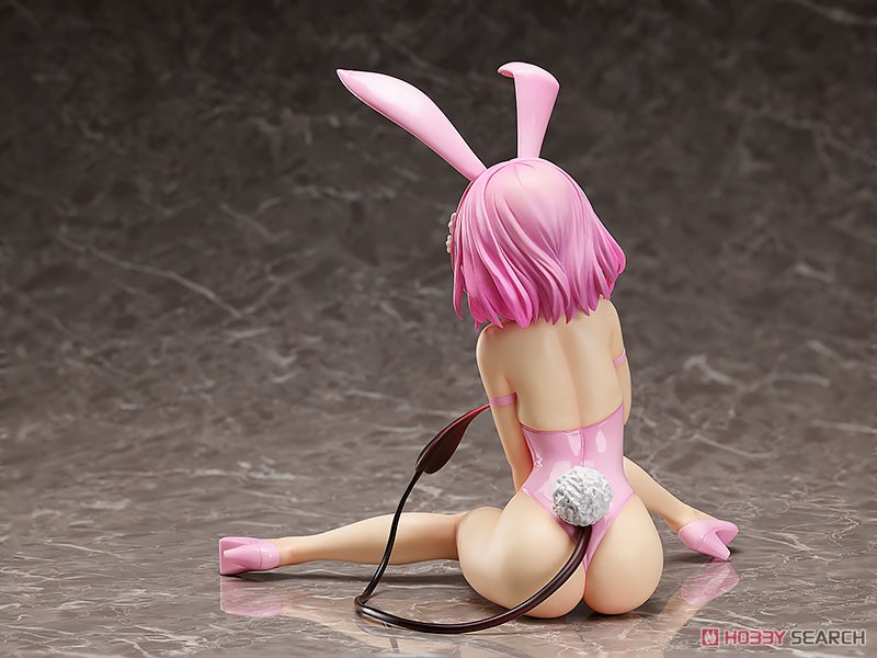 Momo Belia Deviluke: Bare Leg Bunny Ver. (PVC Figure) Item picture4