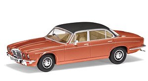 ダイムラー ダブル シックス シリーズ 2 Vanden Plas コーラル (ミニカー)