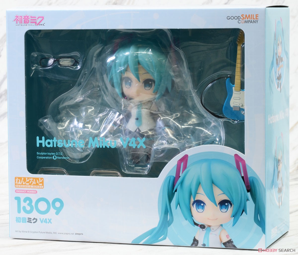 ねんどろいど 初音ミク V4X (フィギュア) パッケージ1