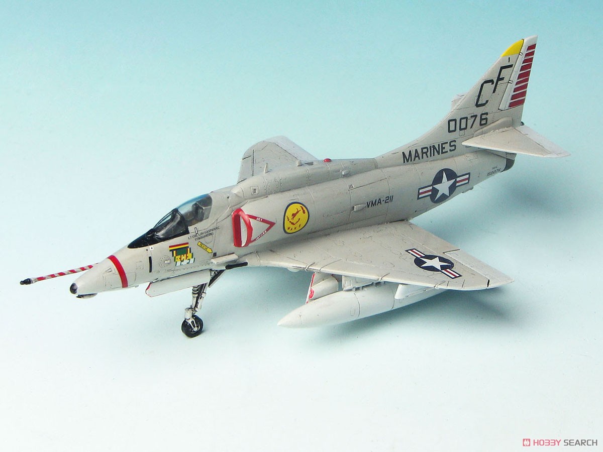 A-4E Skyhawk `VMAT-102 Skyhawks` (Set of 2) (Plastic model) Item picture1