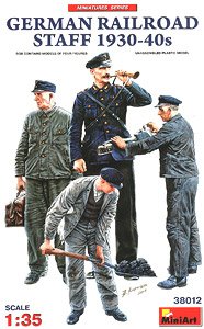 German Railroad Staff 1930-40s (Set of 4) (Plastic model)