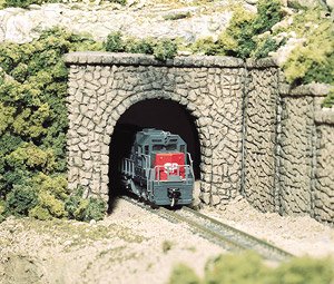 C1155 (N) Random Stone Single Portal (Model Train)