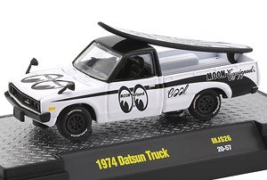 1974 Datsun 620 Truck Moon Equipped w/Surfboard (White / Black) (Diecast Car)