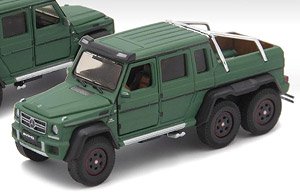Mercedes-Benz G63 AMG 6x6 (Green) (Diecast Car)