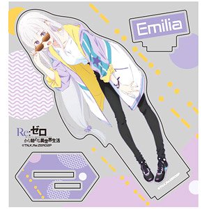 Re: Life in a Different World from Zero Emilia Acrylic Stand Street Fashion Ver. (Anime Toy)