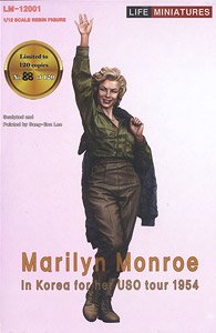 Marilyn Monroe in Korea for Her USO Tour 1954 (Plastic model)