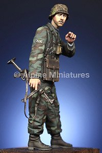 WSS Grenadier Officer `HJ` (Plastic model)