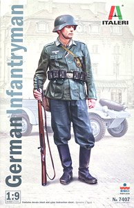 WWII German Infantryman (Plastic model)