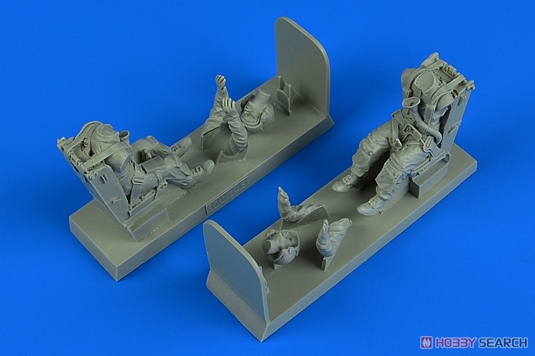 T-28D トロ-ジャン 米空軍クルーw/操縦席 (キティーホーク用) (プラモデル) 商品画像1