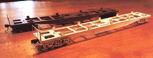 16番(HO) コキ5500 中期後期型 コンテナ5個積み TR63台車付き ペーパーキット (組み立てキット) (鉄道模型)