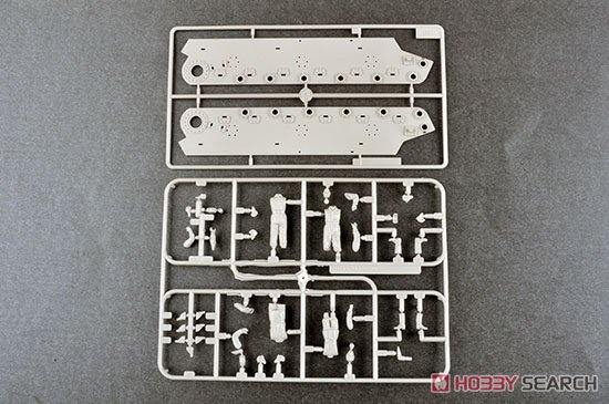 KV-1 1942 Simplified Turret Tank w/Tank Crew (Plastic model) Other picture8