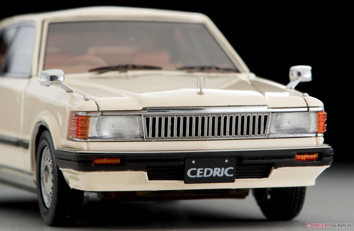 T-IG4325 Nissan Cedric HT 280E Brougham (White) (Diecast Car) Item picture9