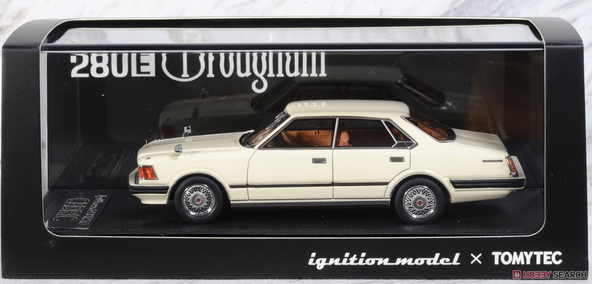 T-IG4325 Nissan Cedric HT 280E Brougham (White) (Diecast Car) Package1