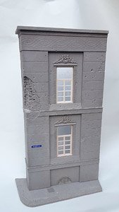 Destroyed Urban Building (w/Bullet Mark Window) (Plastic model)
