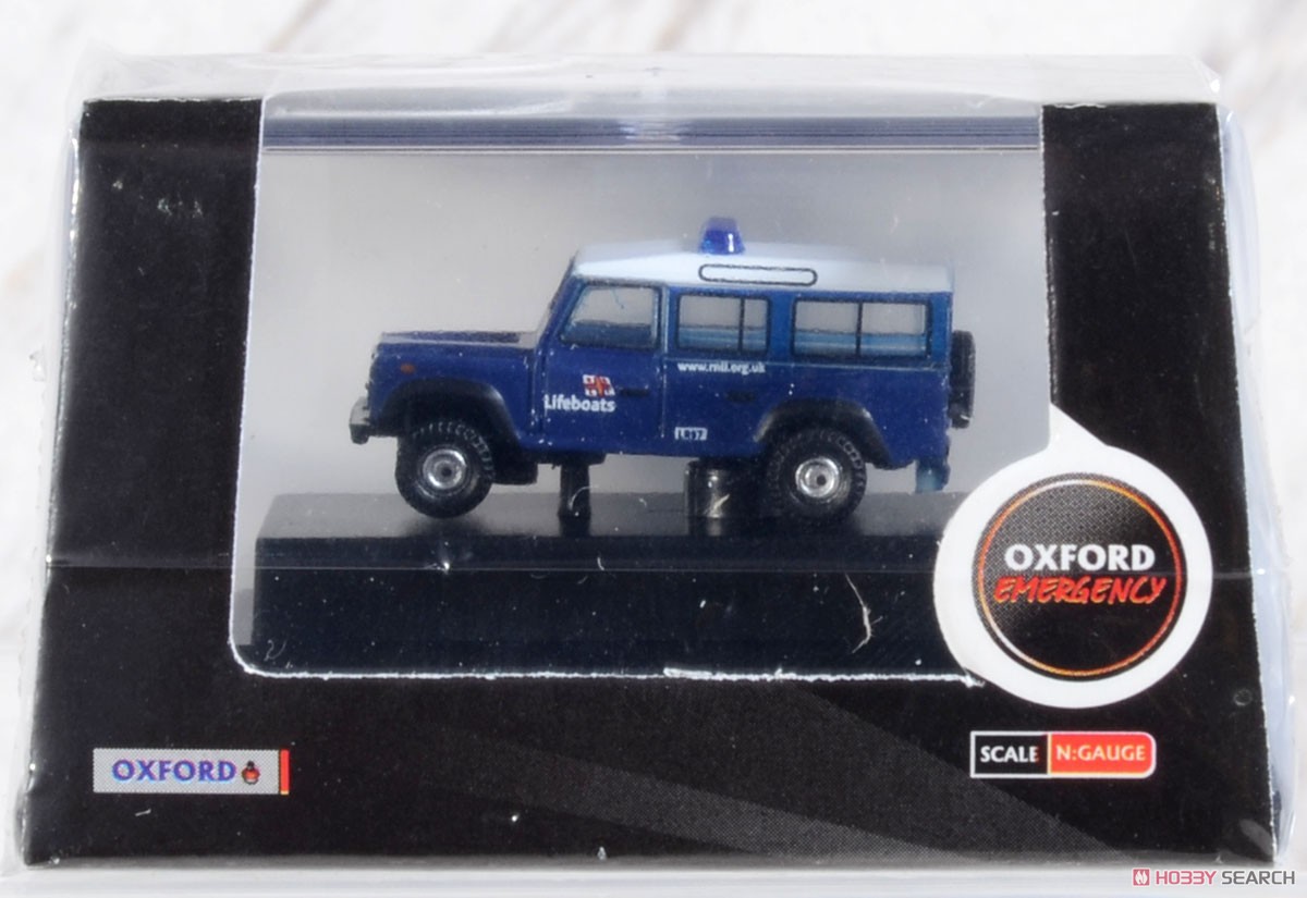 (N) Land Rover Defender Station Wagon RNLI (Model Train) Package1