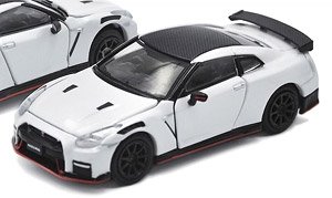 Nissan GT-R (R35) Nismo 2020 (White) (Diecast Car)