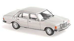メルセデス ベンツ (W123) 230E 1982 シルバーメタリック (ミニカー)