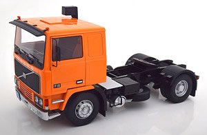 Volvo F10 1977 orange/black with Decal-Set (ミニカー)