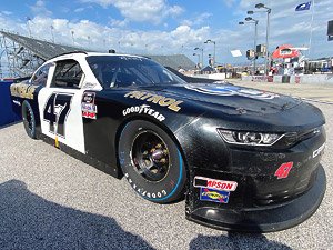 `カイル・ウェザーマン` バック・ザ・ブルー シボレー カマロ NASCAR 2020 スローバック (ミニカー)