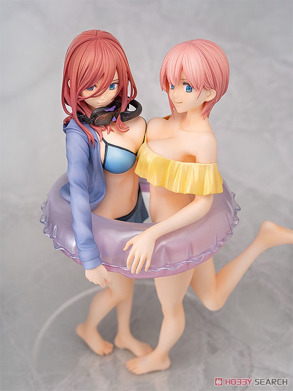 Ichika Nakano & Miku Nakano (PVC Figure) Item picture6