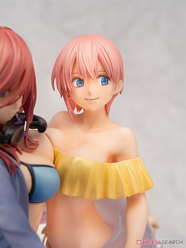 Ichika Nakano & Miku Nakano (PVC Figure) Item picture8