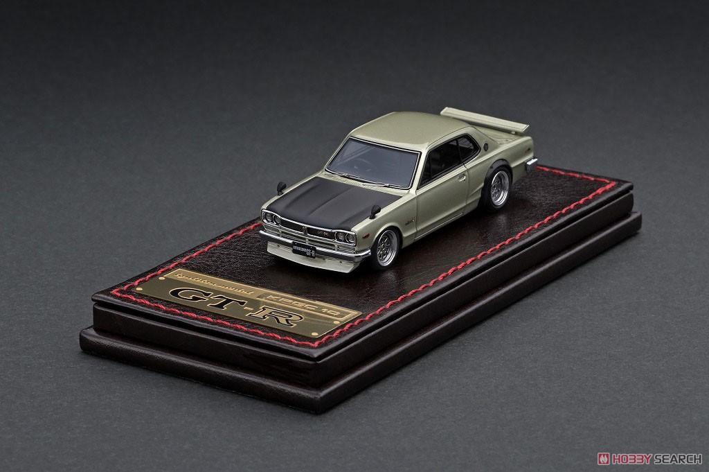 Nissan Skyline 2000 GT-R (KPGC10) Gold (Diecast Car) Item picture1