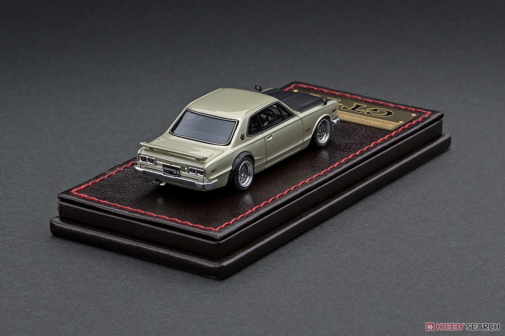 Nissan Skyline 2000 GT-R (KPGC10) Gold (Diecast Car) Item picture2