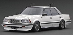 Toyota Crown (120) 2.8 Royal Saloon G White (ミニカー)