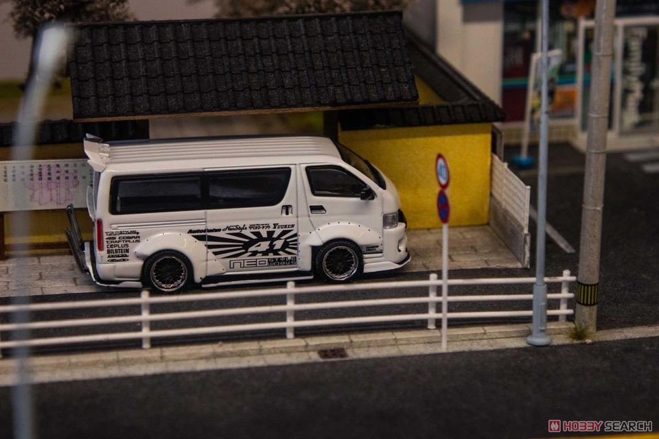 Toyota Hiace Widebody White (Diecast Car) Other picture1