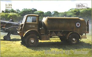 British Bedford QL Tanker (Plastic model)